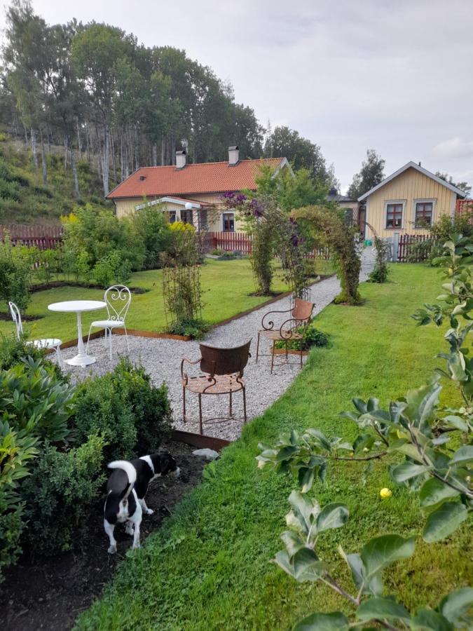Aengbacka Bed & Breakfast Rejmyre Exterior photo